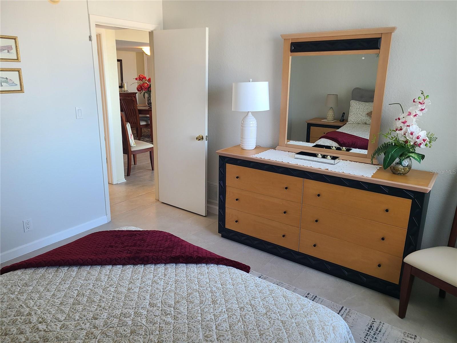 255 DOLPHIN PT #511, CLEARWATER BEACH, FL, 33767