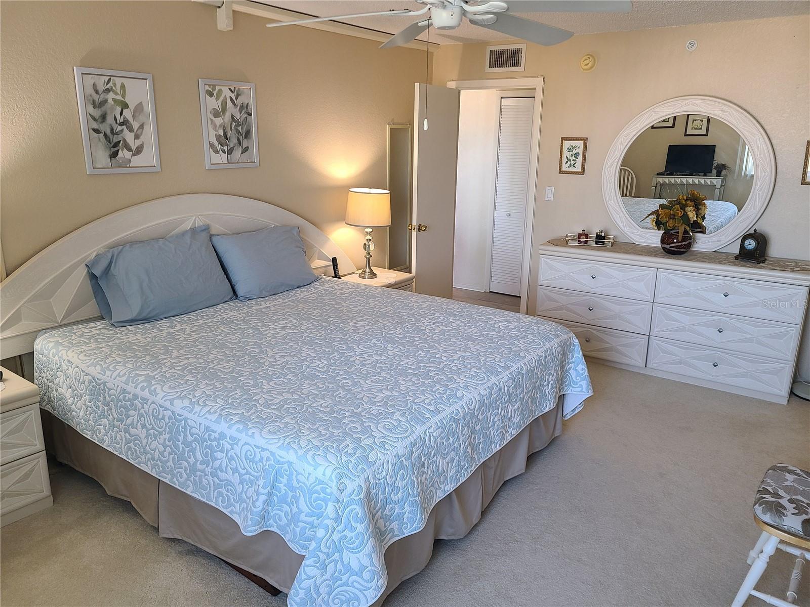 255 DOLPHIN PT #511, CLEARWATER BEACH, FL, 33767