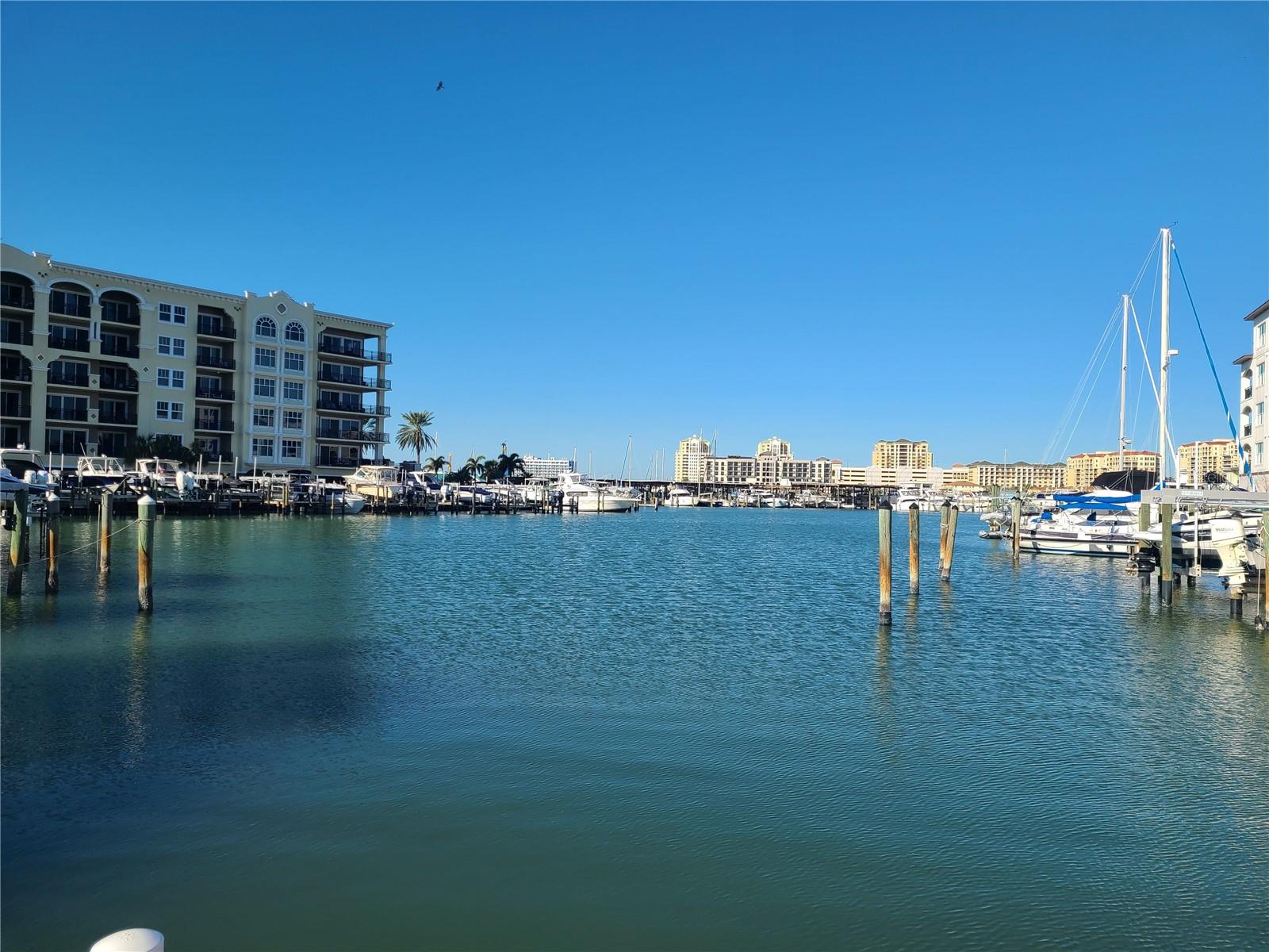 255 DOLPHIN PT #511, CLEARWATER BEACH, FL, 33767