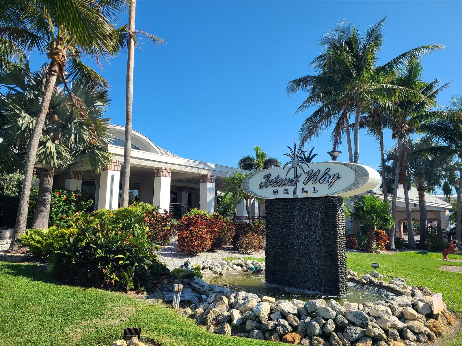 255 DOLPHIN PT #511, CLEARWATER BEACH, FL, 33767