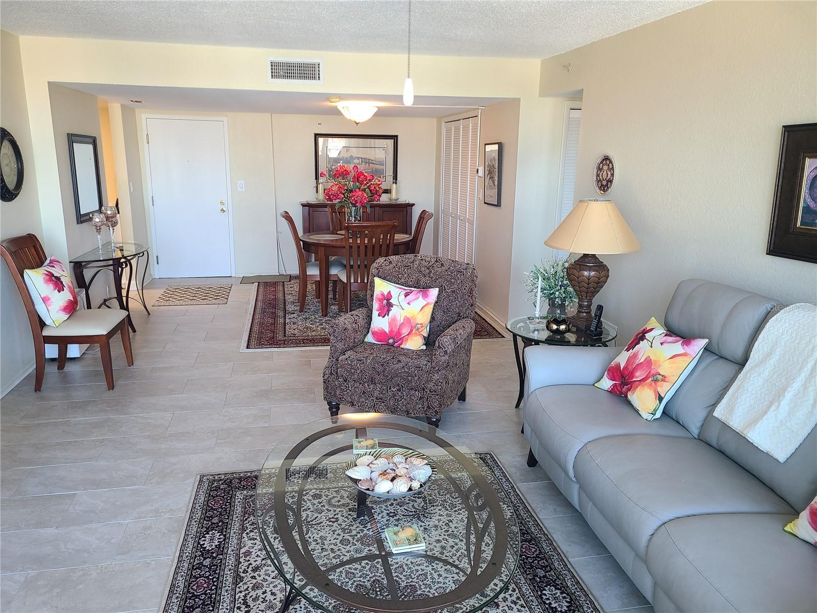 255 DOLPHIN PT #511, CLEARWATER BEACH, FL, 33767