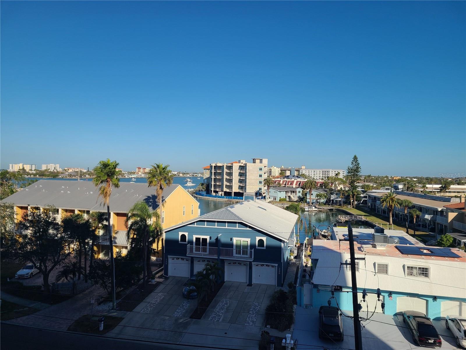 255 DOLPHIN PT #511, CLEARWATER BEACH, FL, 33767