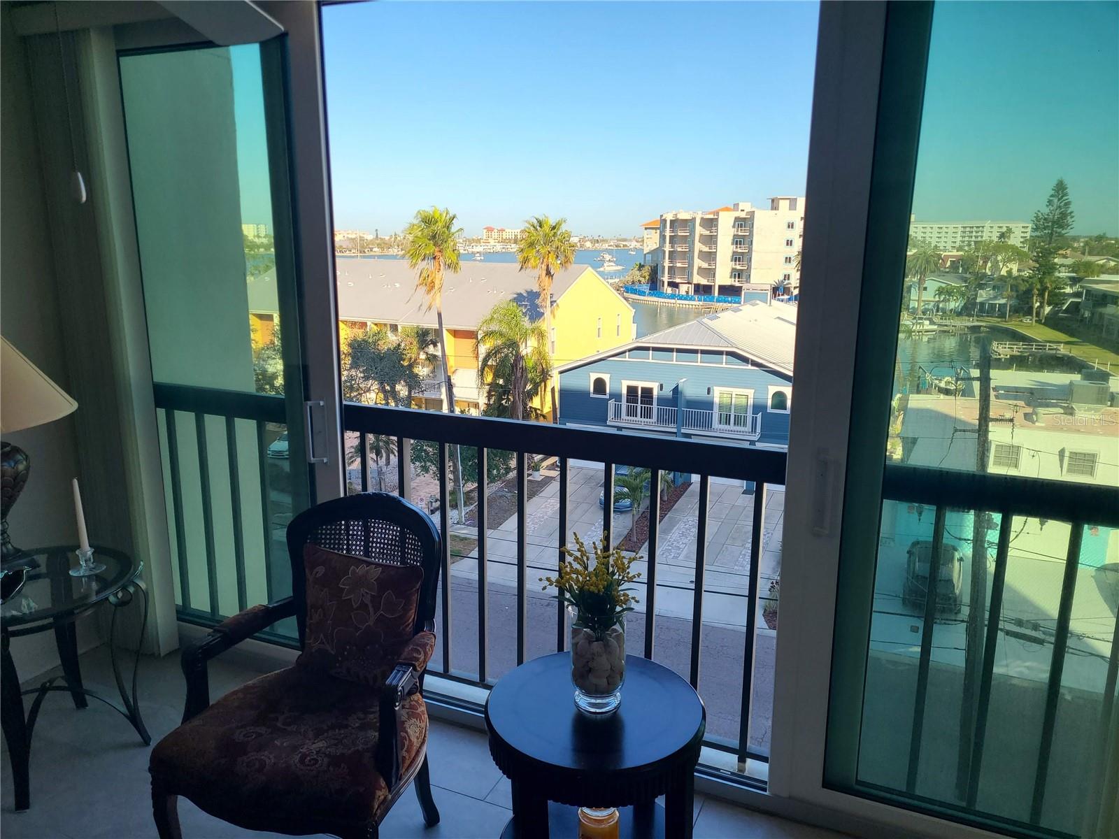 255 DOLPHIN PT #511, CLEARWATER BEACH, FL, 33767