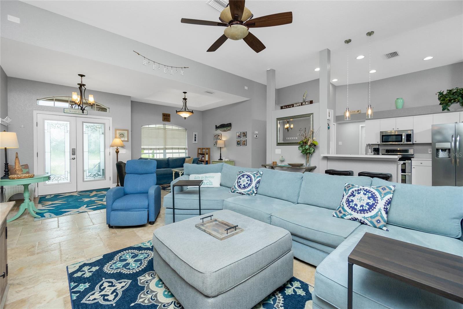594 ROTONDA CIR, ROTONDA WEST, FL, 33947