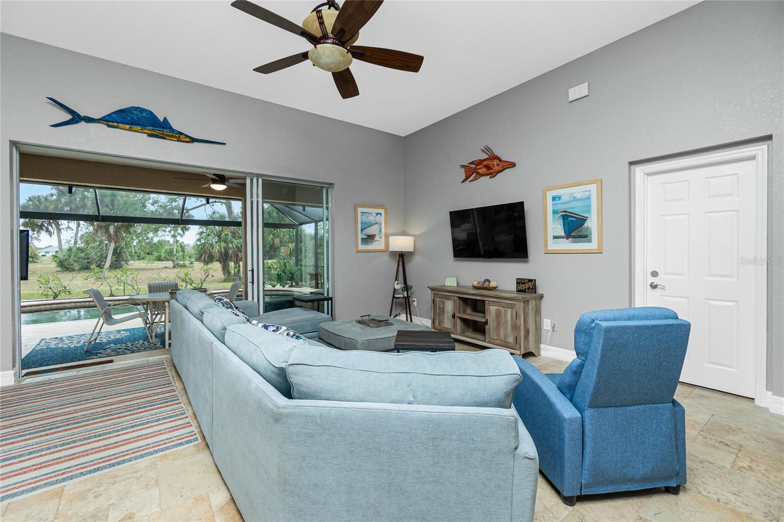 594 ROTONDA CIR, ROTONDA WEST, FL, 33947
