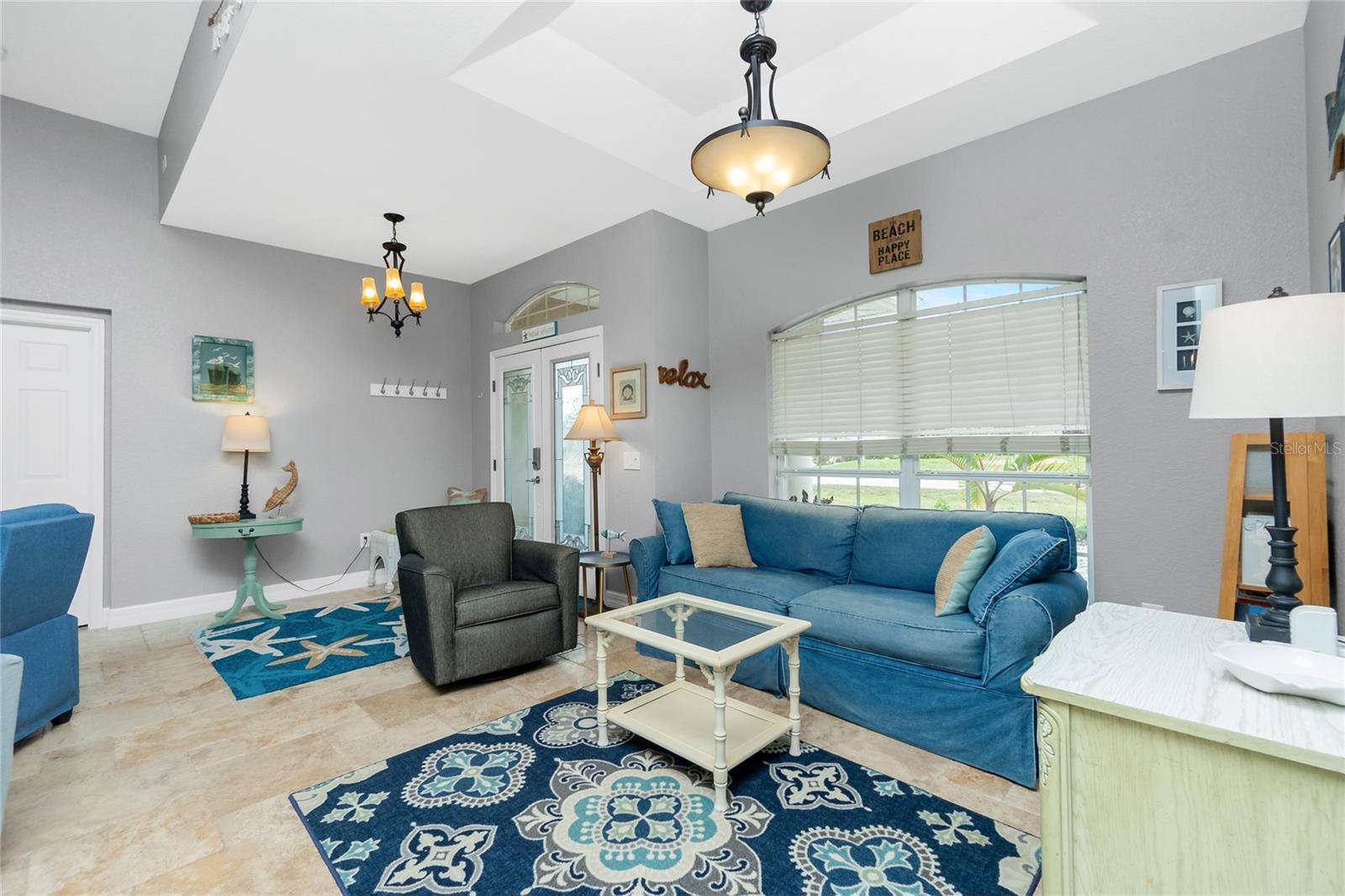 594 ROTONDA CIR, ROTONDA WEST, FL, 33947
