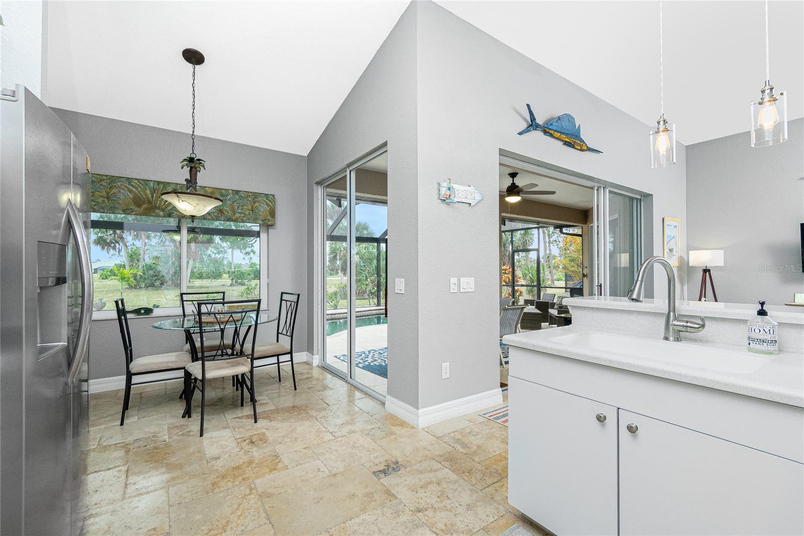 594 ROTONDA CIR, ROTONDA WEST, FL, 33947