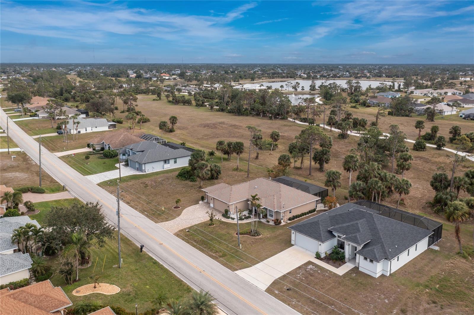 594 ROTONDA CIR, ROTONDA WEST, FL, 33947
