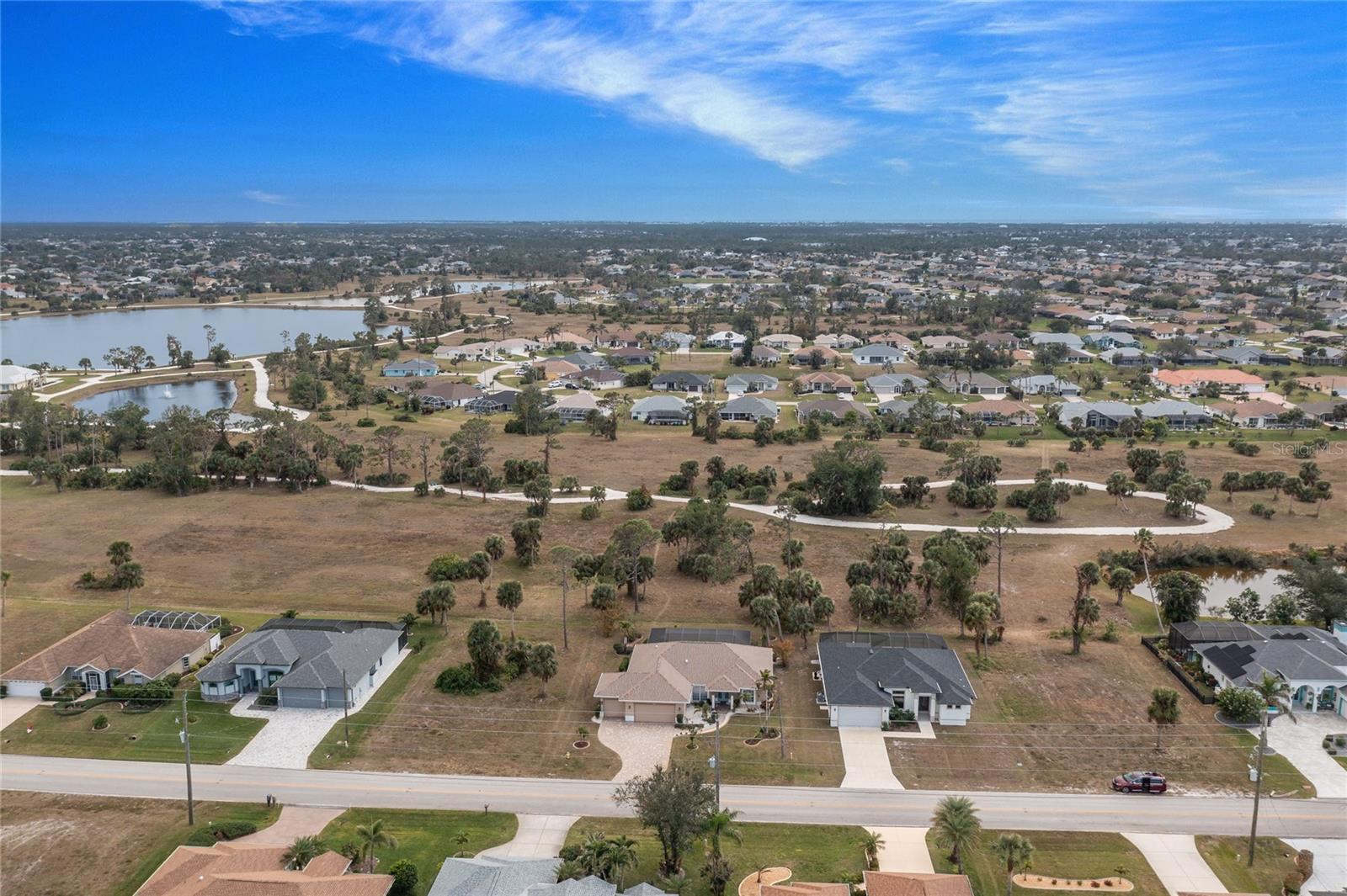 594 ROTONDA CIR, ROTONDA WEST, FL, 33947