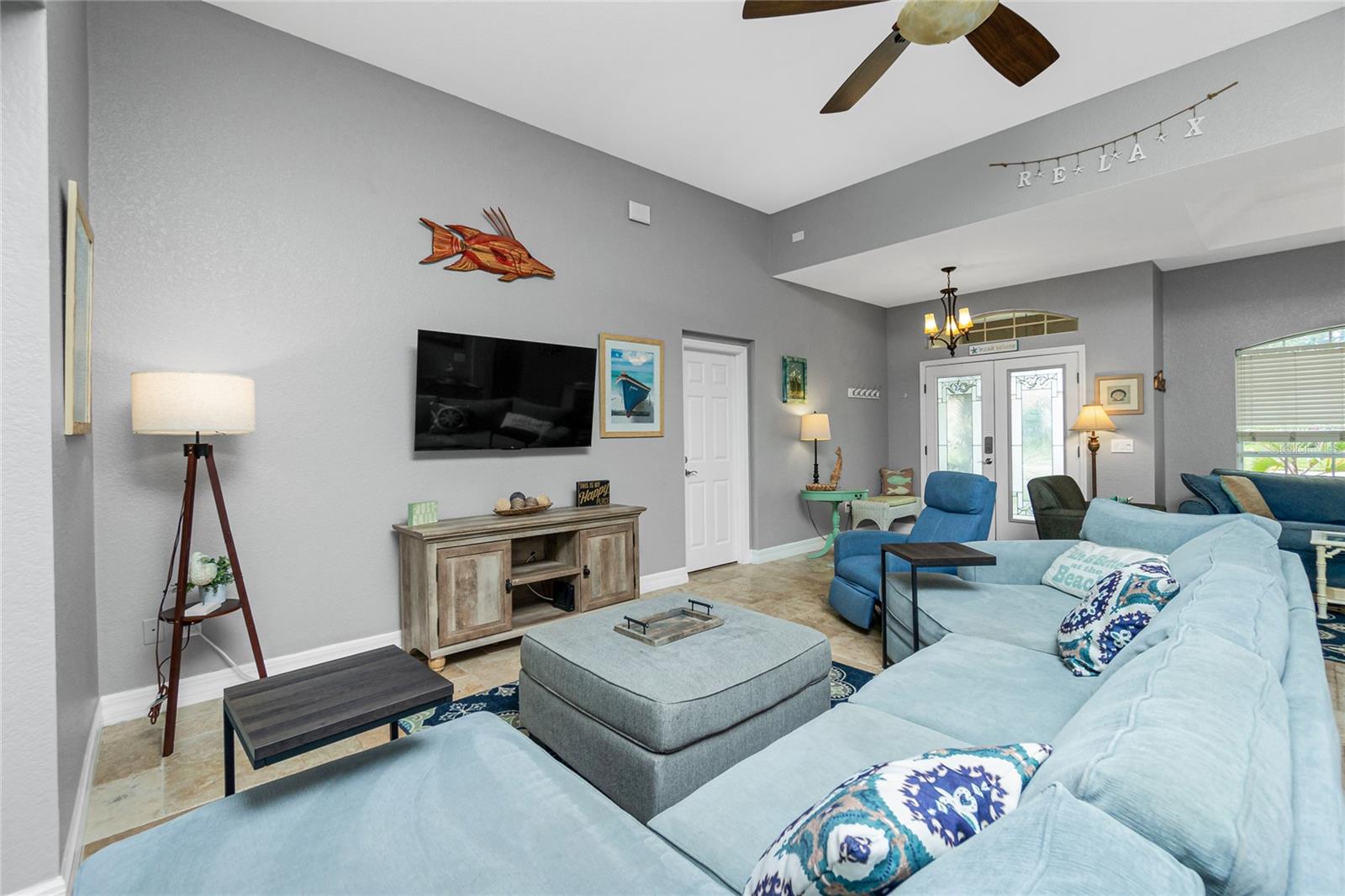 594 ROTONDA CIR, ROTONDA WEST, FL, 33947