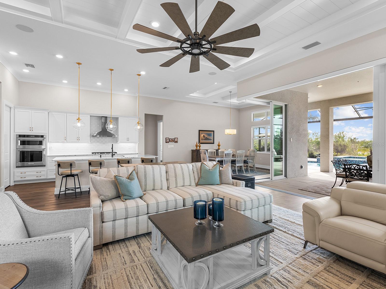 8050 REDONDA LOOP, LAKEWOOD RANCH, FL, 34202