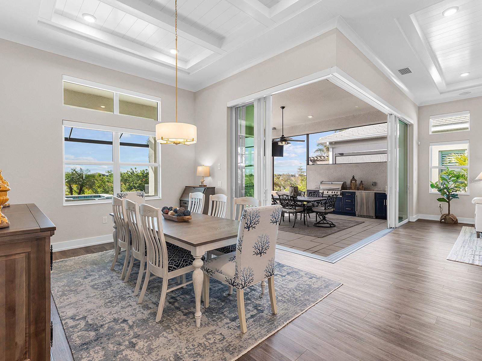 8050 REDONDA LOOP, LAKEWOOD RANCH, FL, 34202