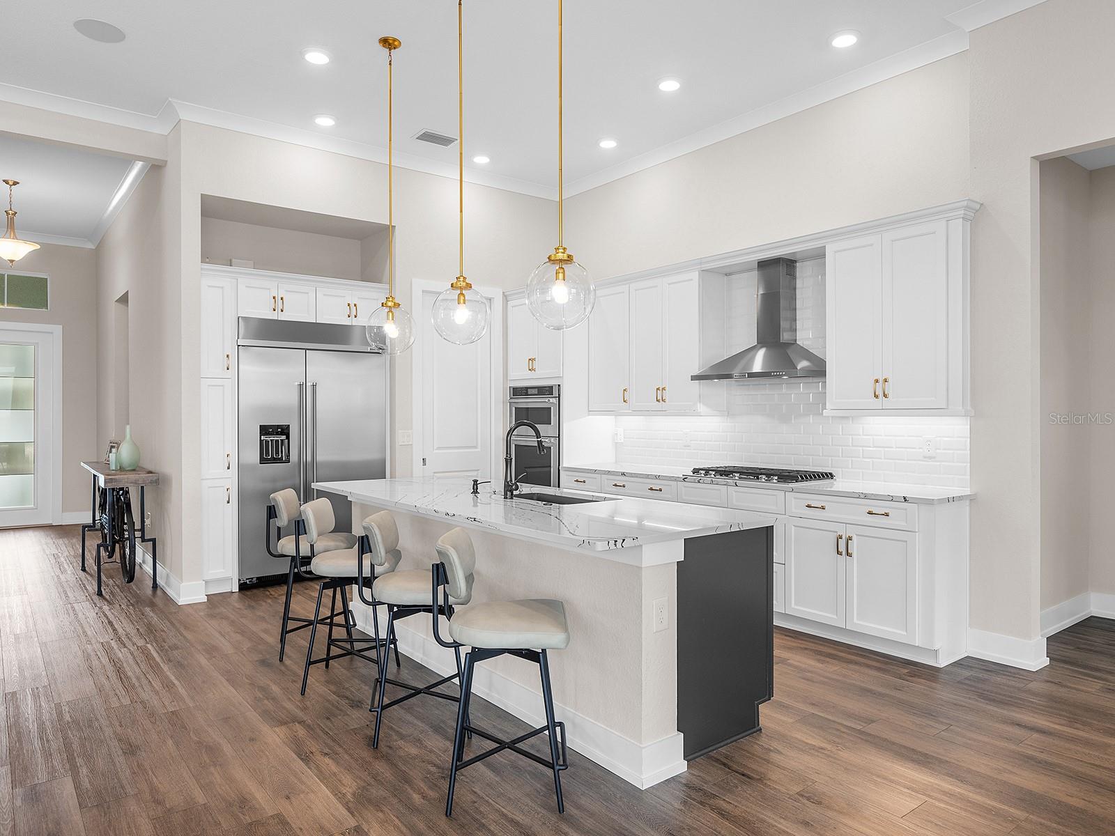 8050 REDONDA LOOP, LAKEWOOD RANCH, FL, 34202