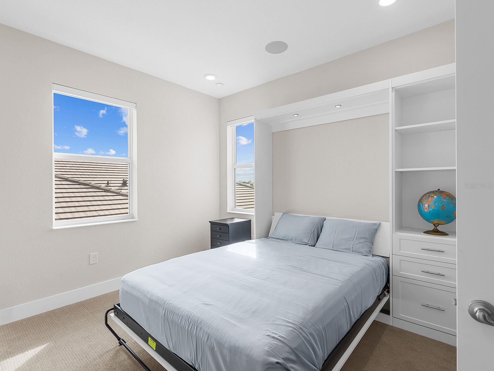8050 REDONDA LOOP, LAKEWOOD RANCH, FL, 34202