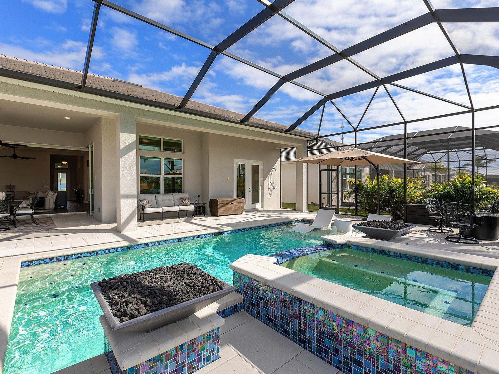 8050 REDONDA LOOP, LAKEWOOD RANCH, FL, 34202