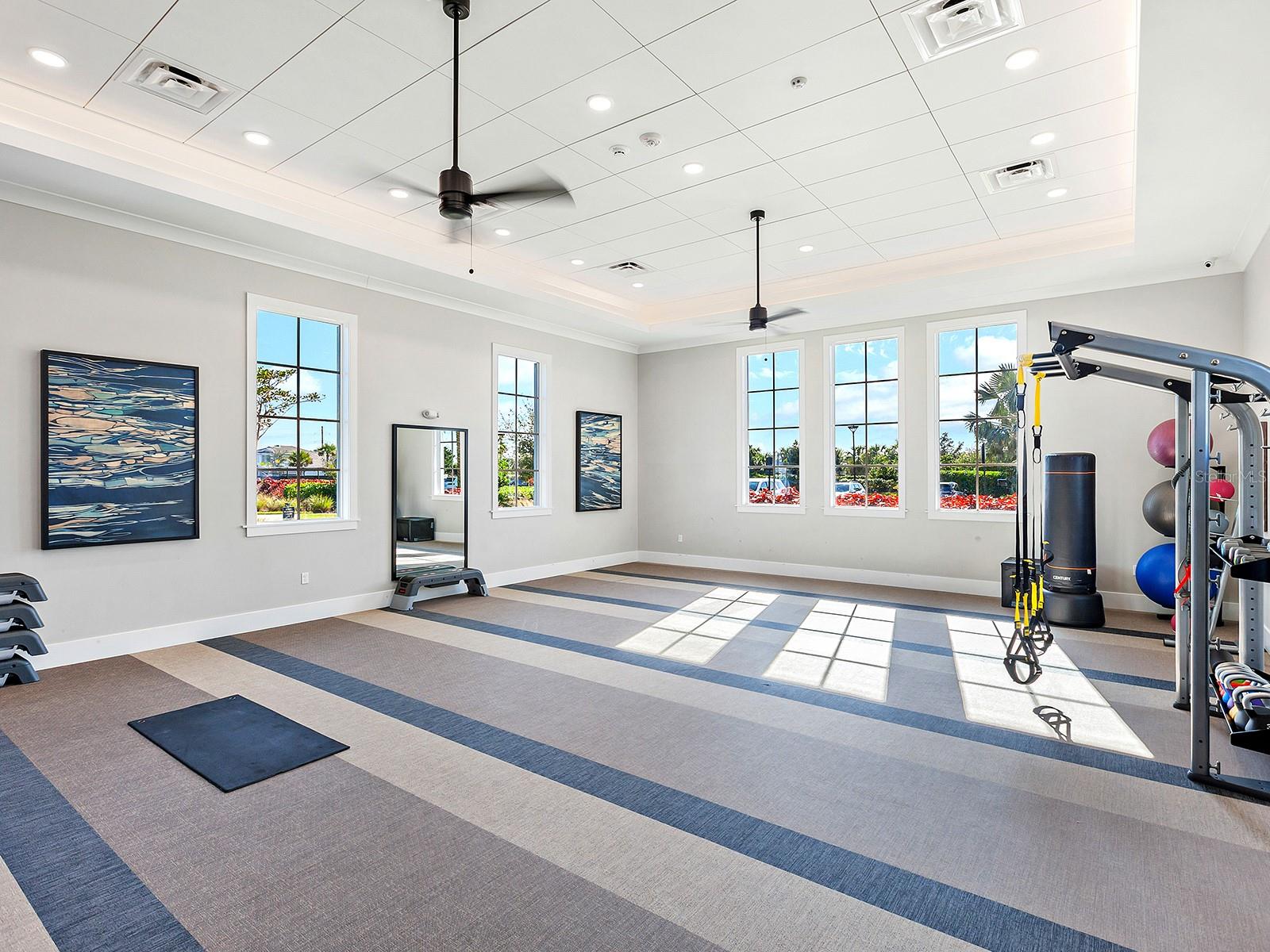 8050 REDONDA LOOP, LAKEWOOD RANCH, FL, 34202