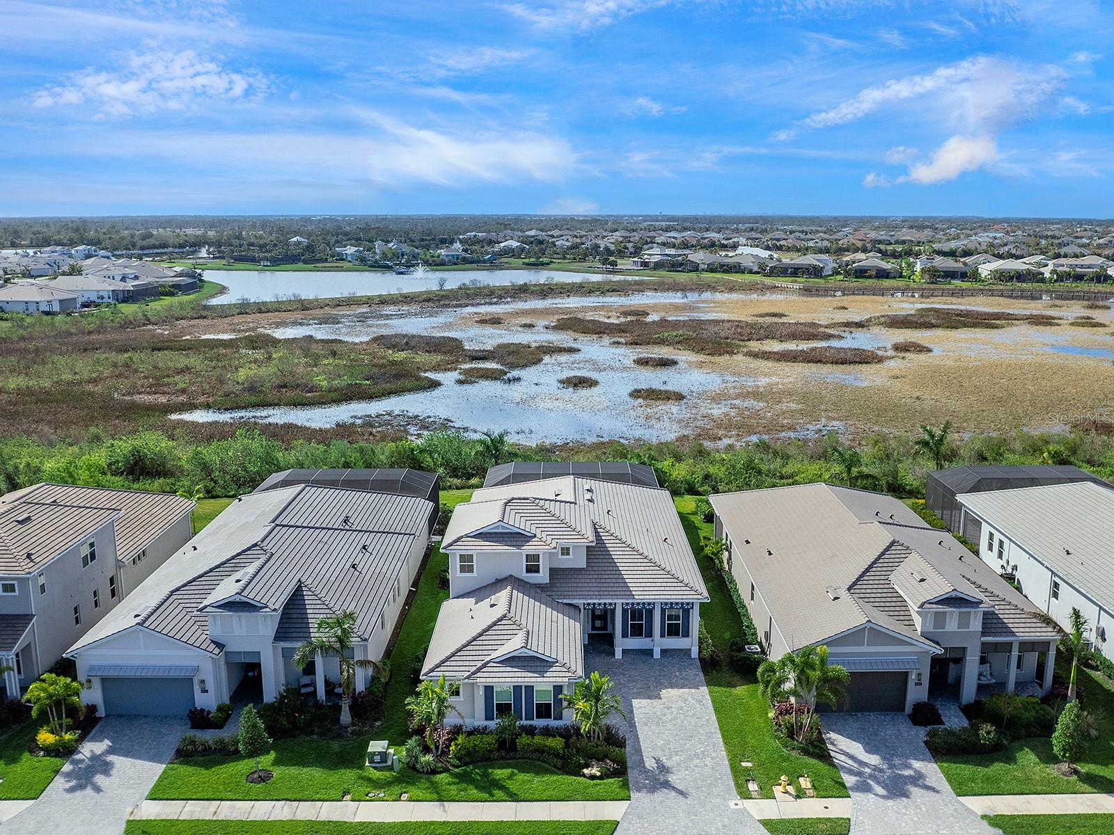 8050 REDONDA LOOP, LAKEWOOD RANCH, FL, 34202