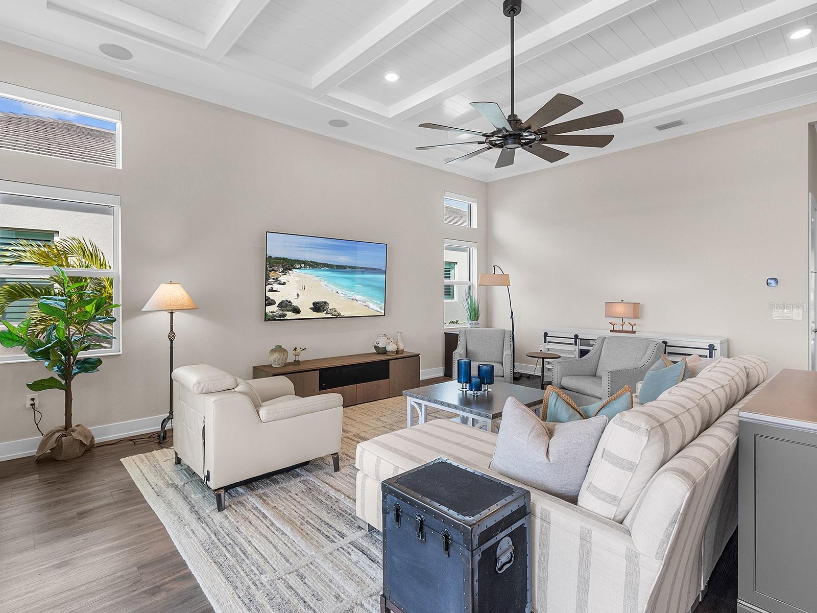 8050 REDONDA LOOP, LAKEWOOD RANCH, FL, 34202