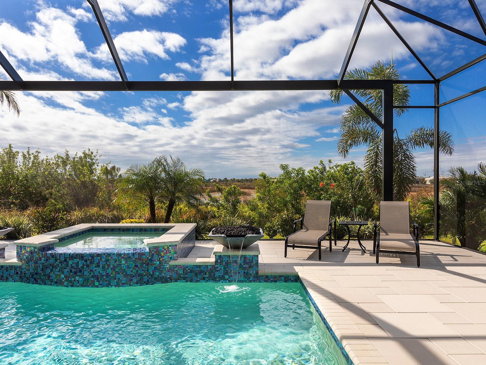 8050 REDONDA LOOP, LAKEWOOD RANCH, FL, 34202