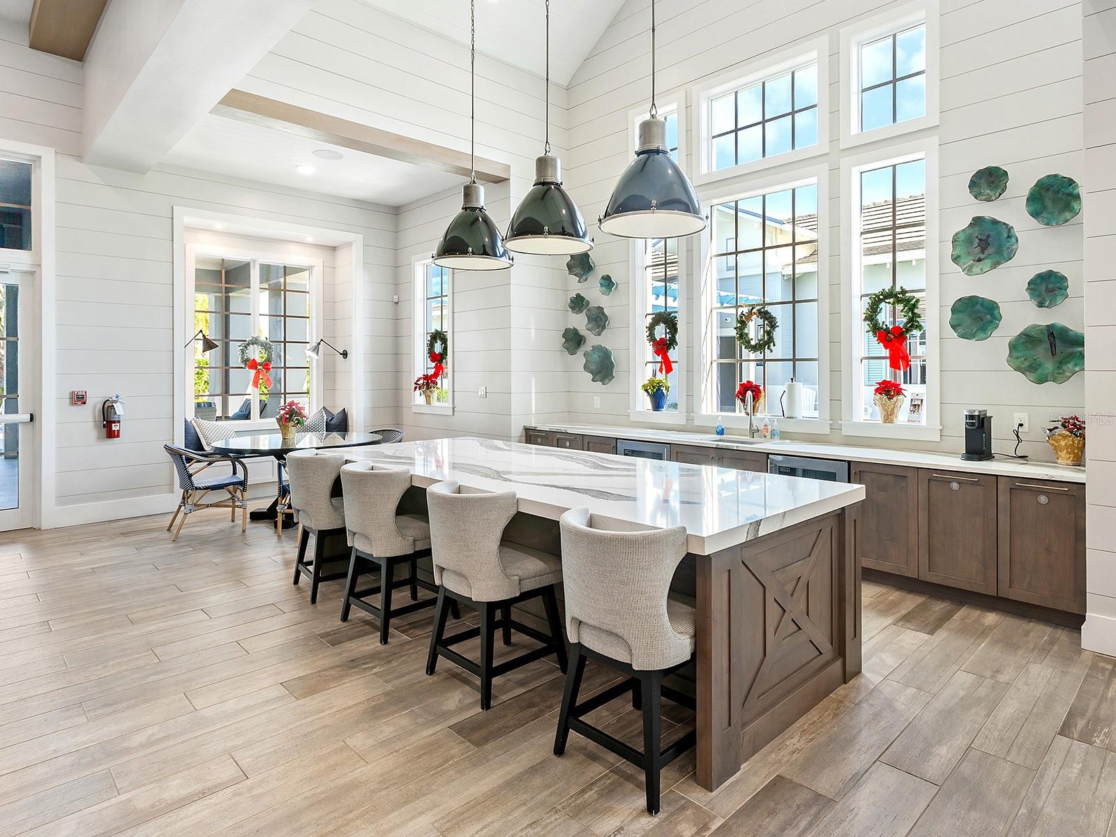 8050 REDONDA LOOP, LAKEWOOD RANCH, FL, 34202