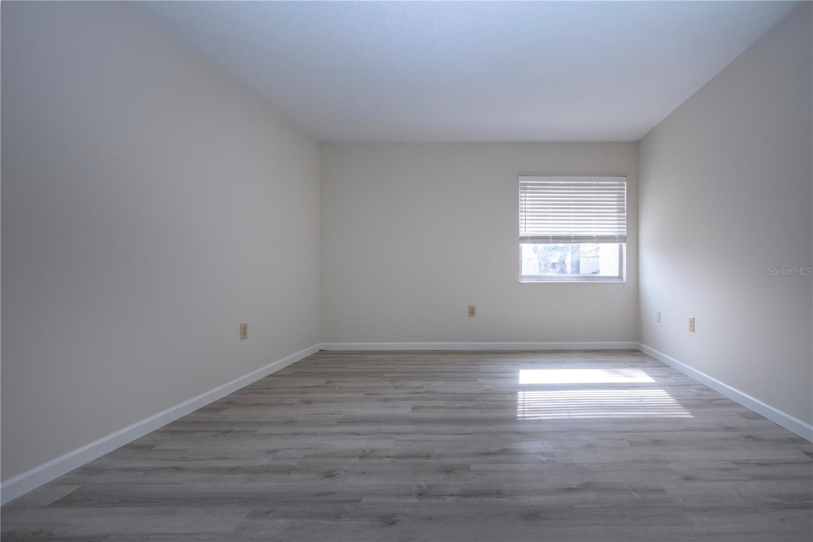3259 BENEVA RD #102, SARASOTA, FL, 34232