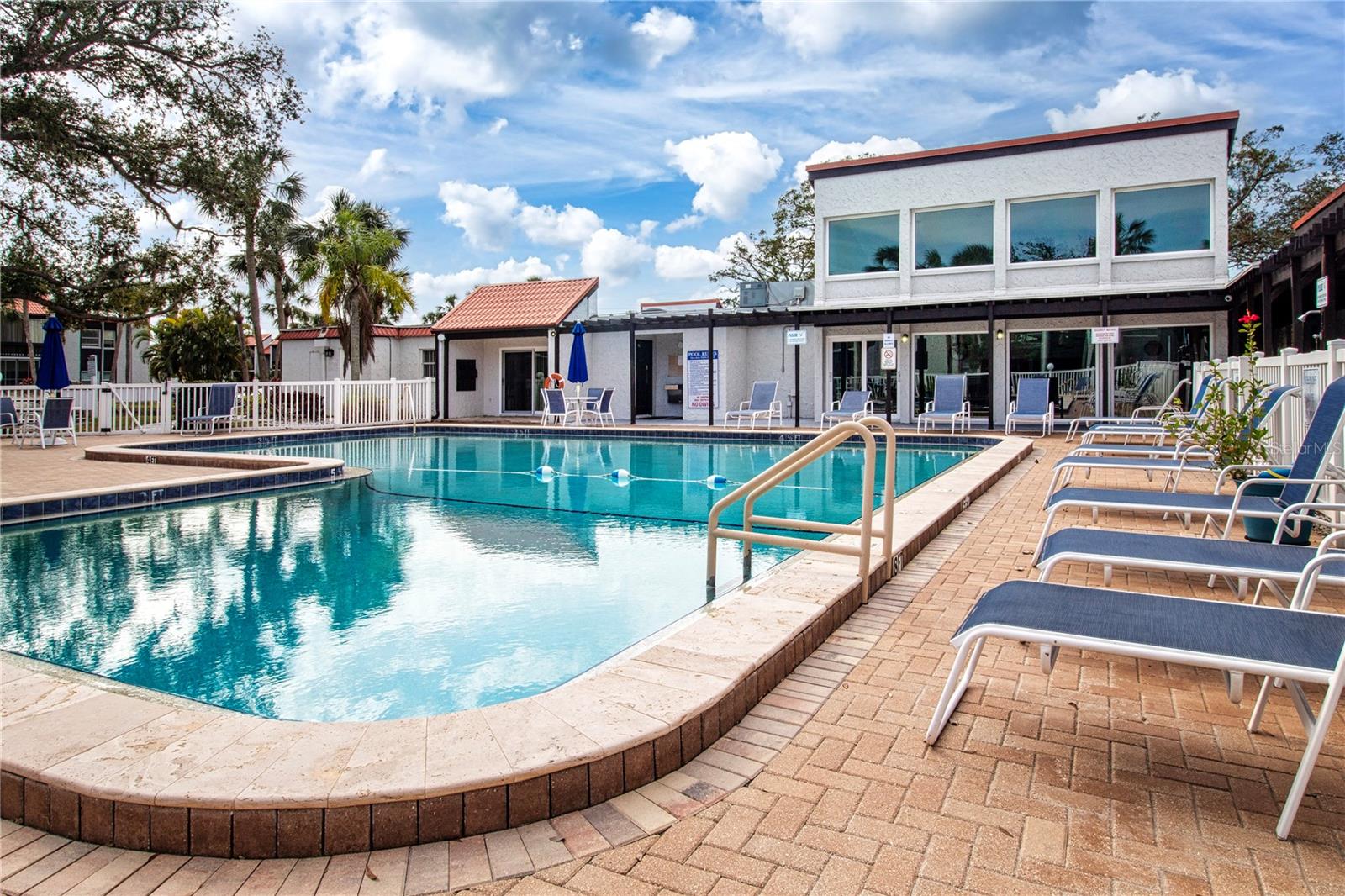 3259 BENEVA RD #102, SARASOTA, FL, 34232