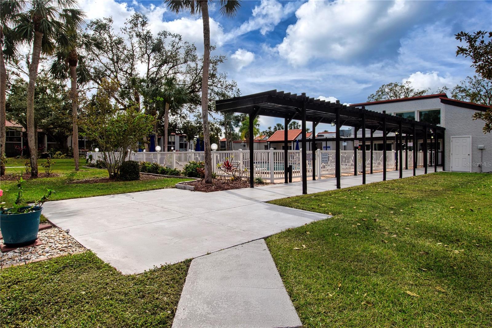3259 BENEVA RD #102, SARASOTA, FL, 34232