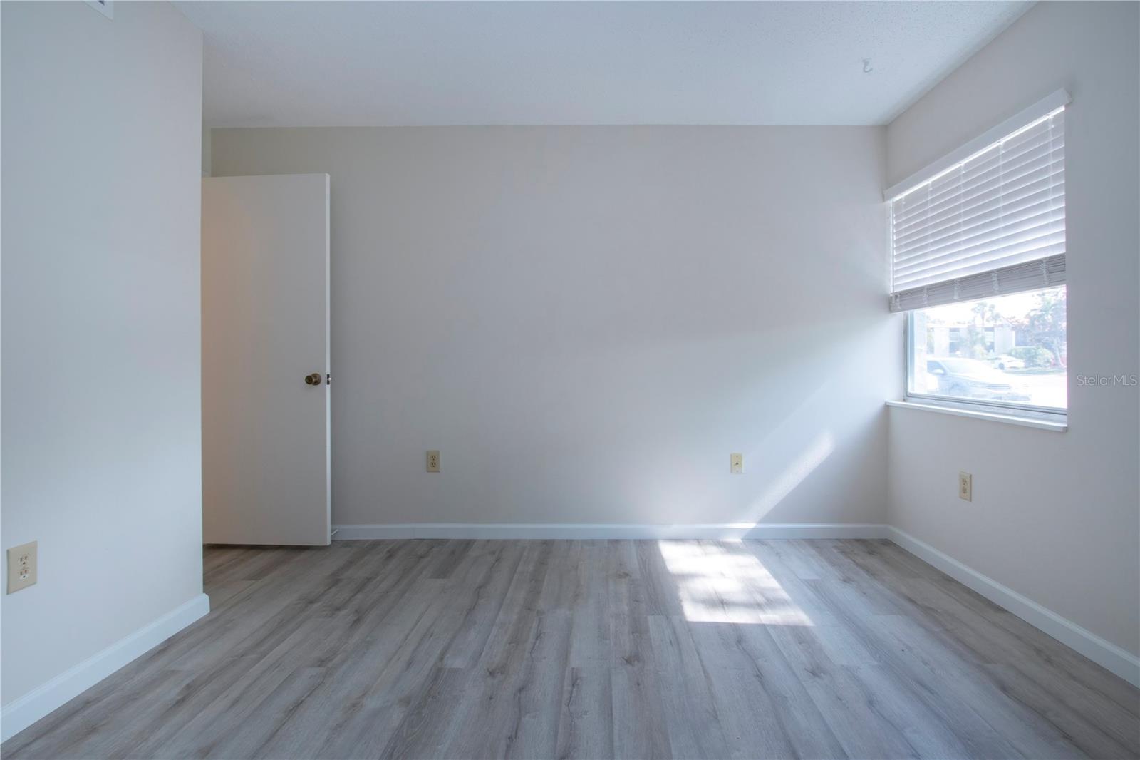 3259 BENEVA RD #102, SARASOTA, FL, 34232