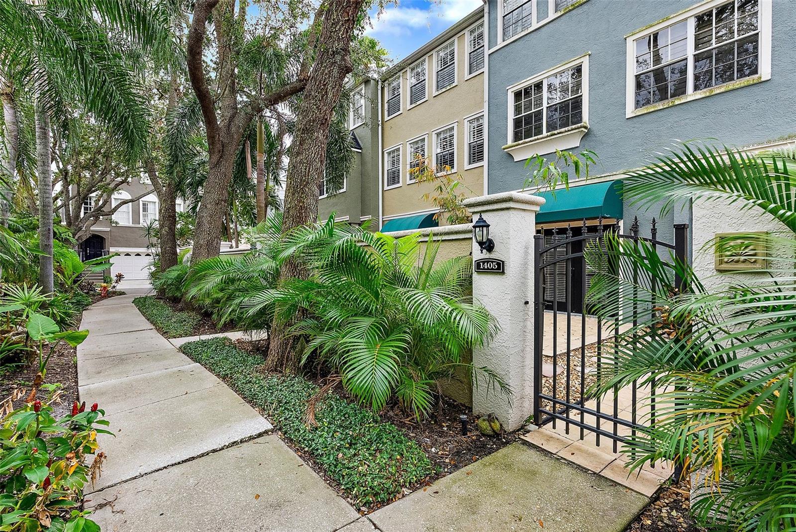 1405 HARBOUR WALK RD, TAMPA, FL, 33602