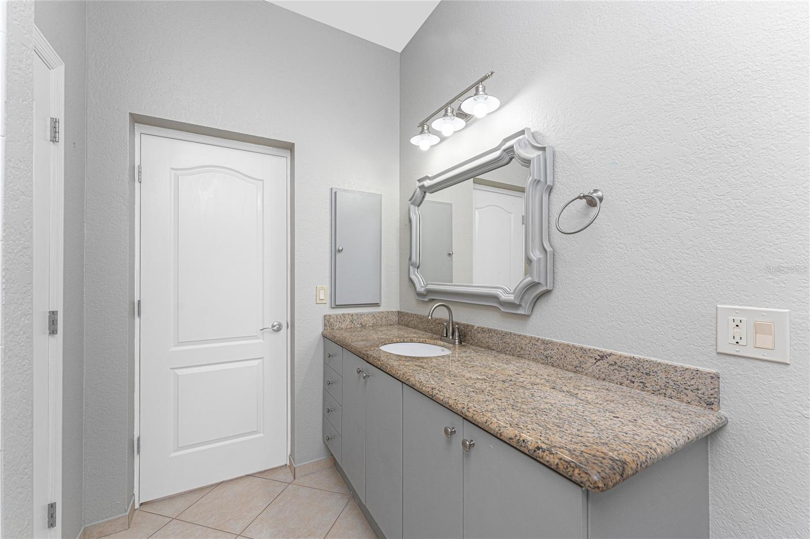 24434 RIO TOGAS RD, PUNTA GORDA, FL, 33955