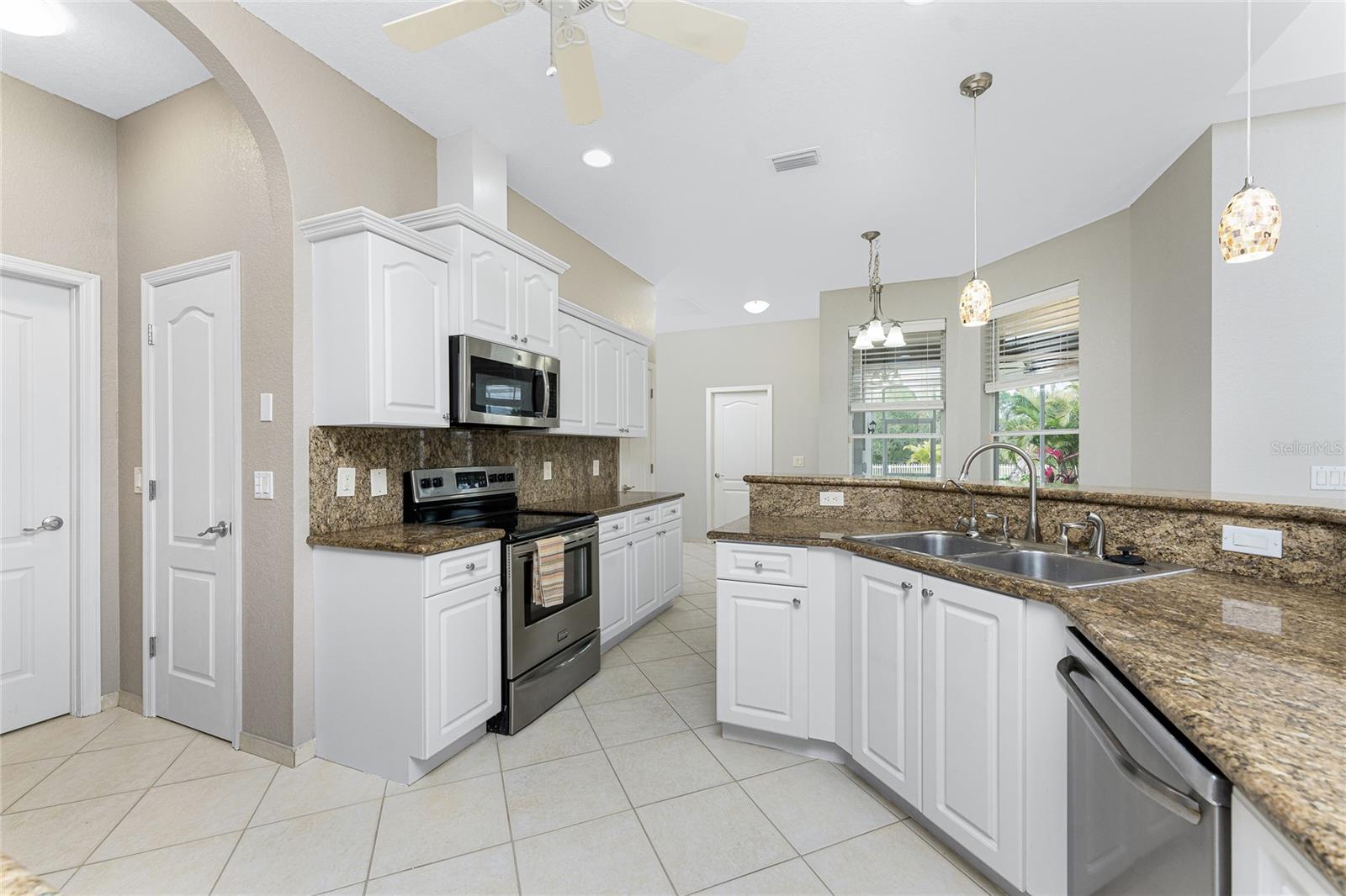 24434 RIO TOGAS RD, PUNTA GORDA, FL, 33955
