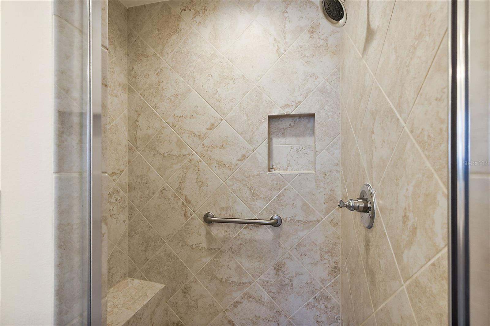 507 DELFIN RD, THE VILLAGES, FL, 32163
