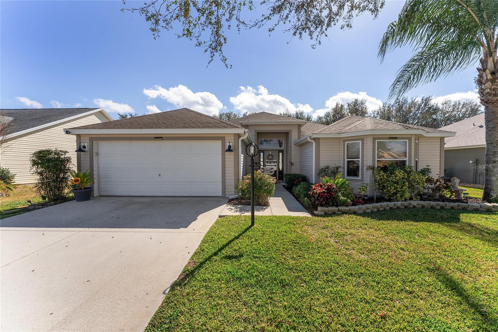 12037 NE 51ST CIR, OXFORD, FL, 34484