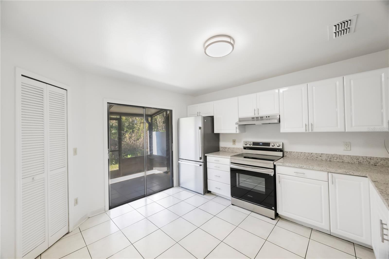 5100 BURCHETTE RD #3204, TAMPA, FL, 33647