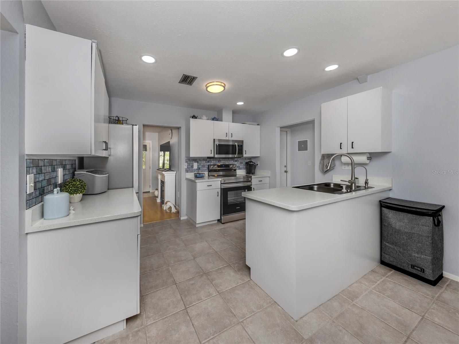 1041 CITRUS RD, VENICE, FL, 34293