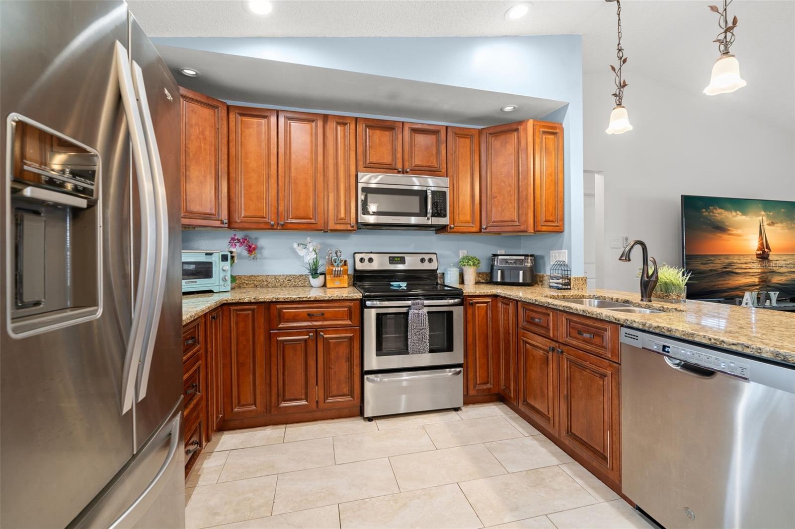 4084 LAKE BLVD, CLEARWATER, FL, 33762