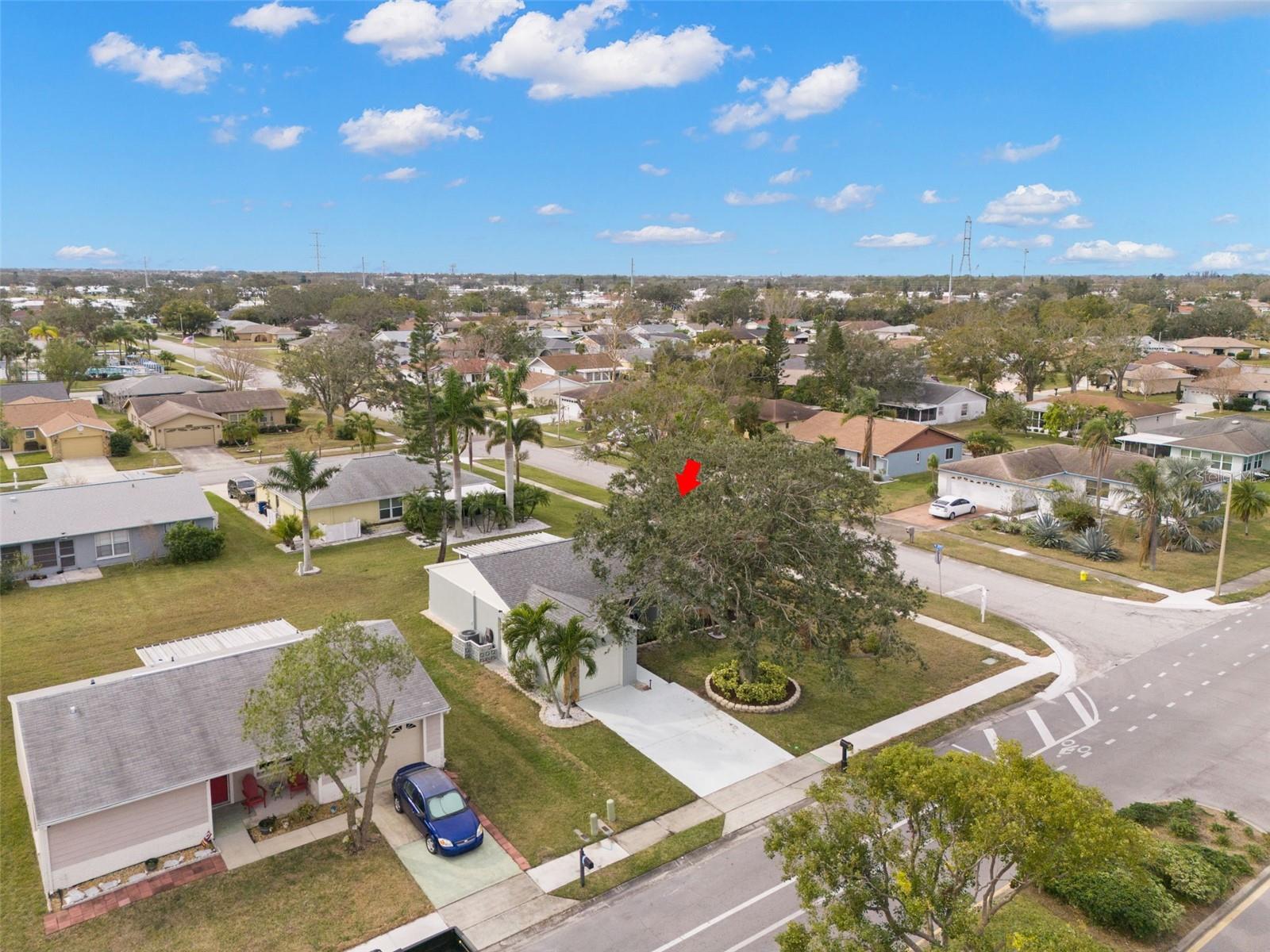 4084 LAKE BLVD, CLEARWATER, FL, 33762