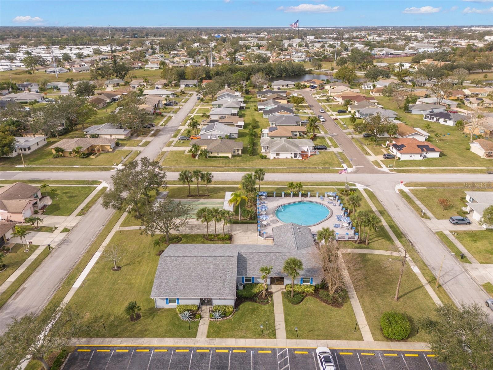 4084 LAKE BLVD, CLEARWATER, FL, 33762