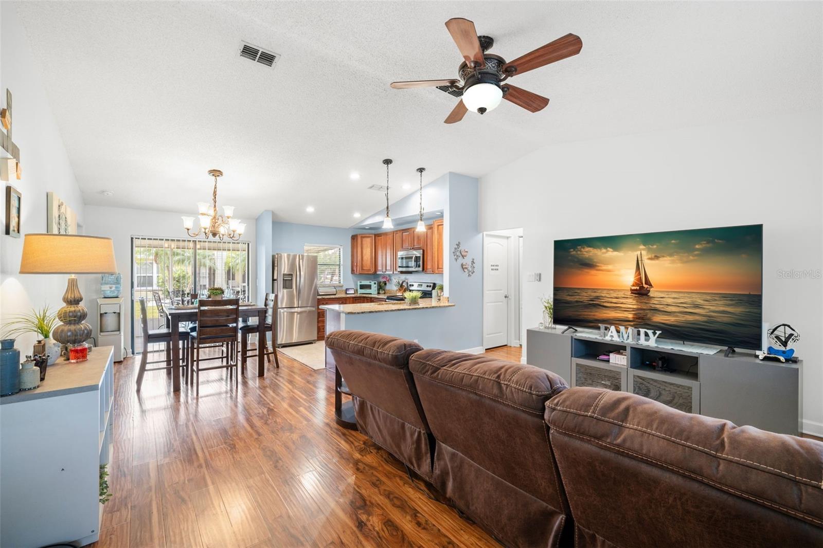 4084 LAKE BLVD, CLEARWATER, FL, 33762