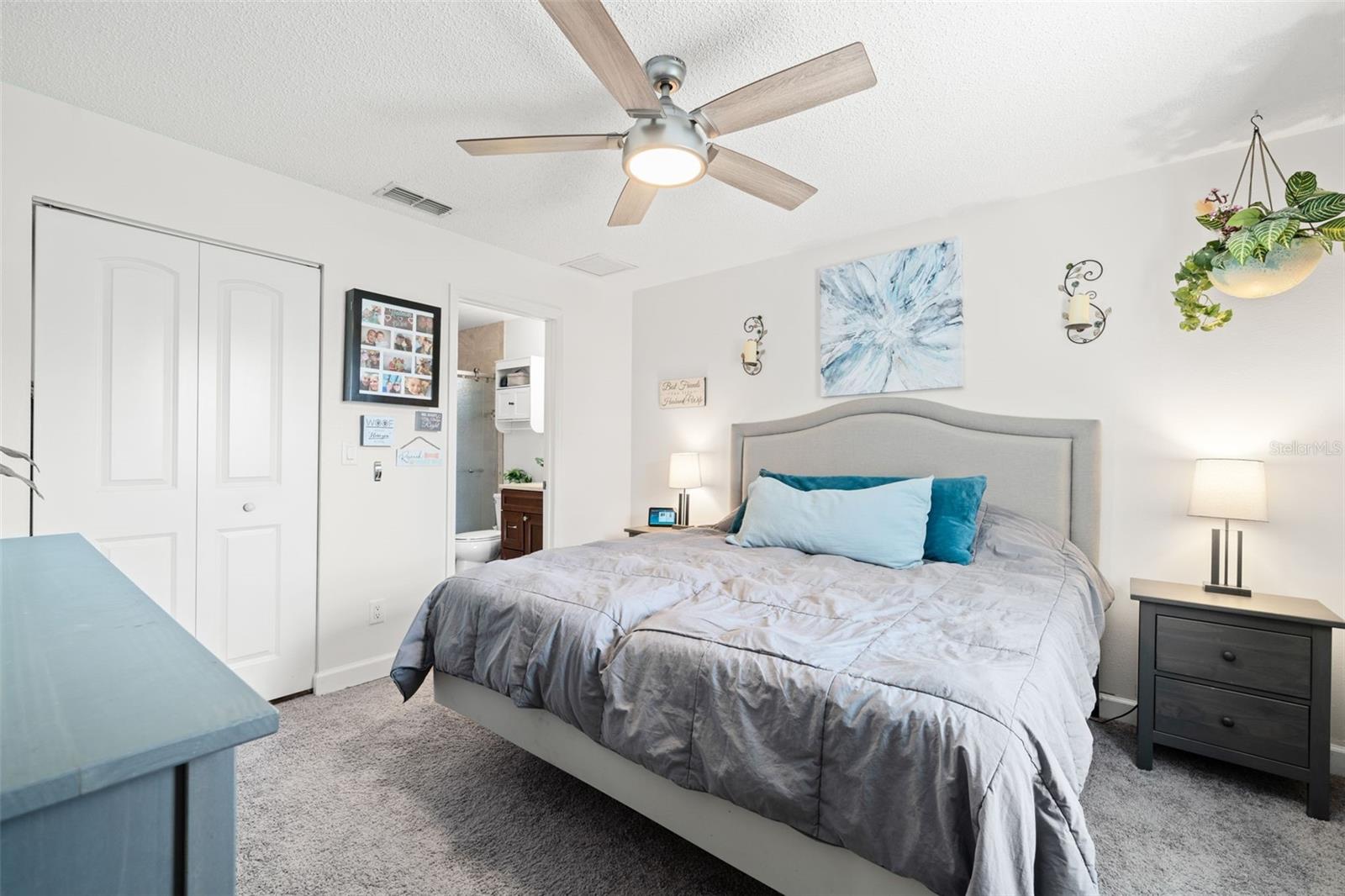 4084 LAKE BLVD, CLEARWATER, FL, 33762