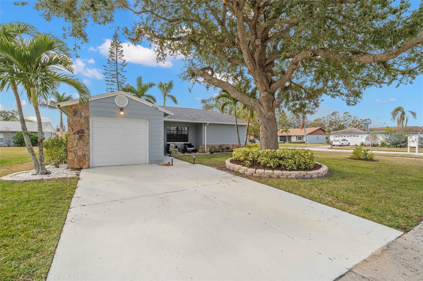 4084 LAKE BLVD, CLEARWATER, FL, 33762