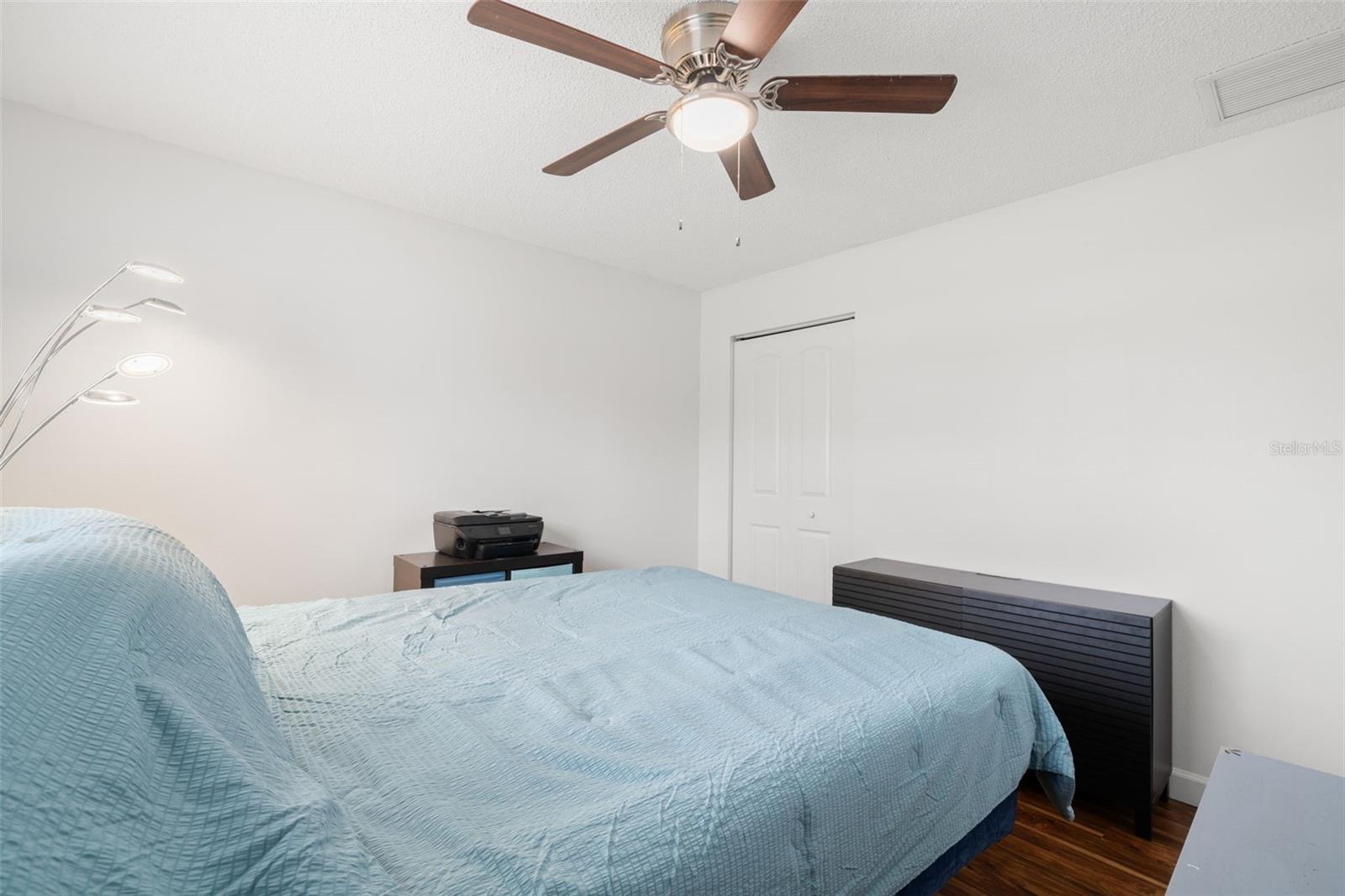 4084 LAKE BLVD, CLEARWATER, FL, 33762