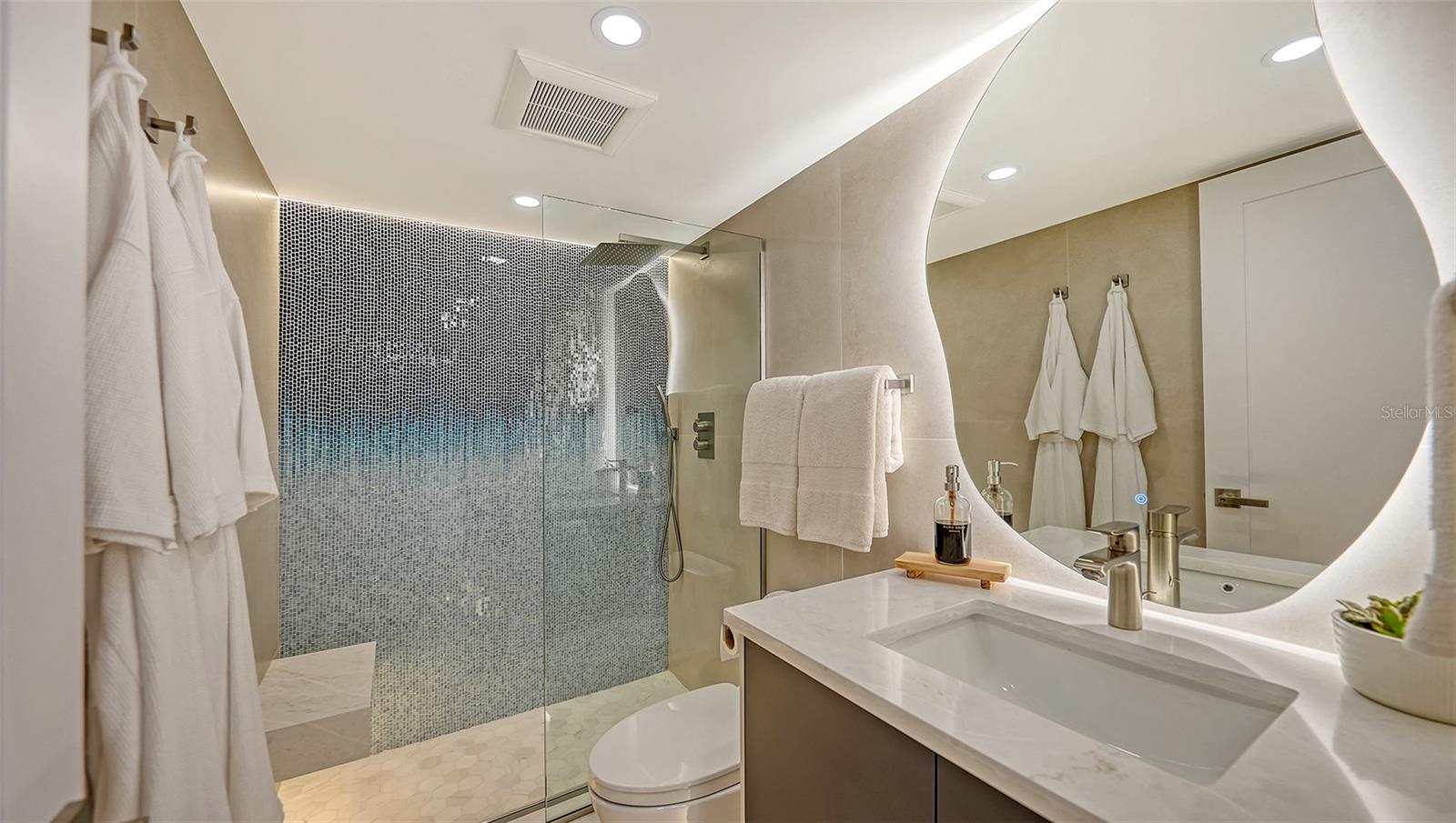420 BEACH RD #407, SARASOTA, FL, 34242