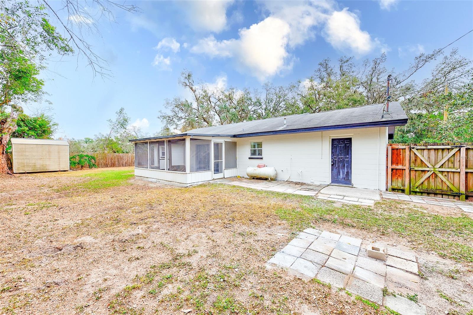 9714 SKEWLEE RD, THONOTOSASSA, FL, 33592