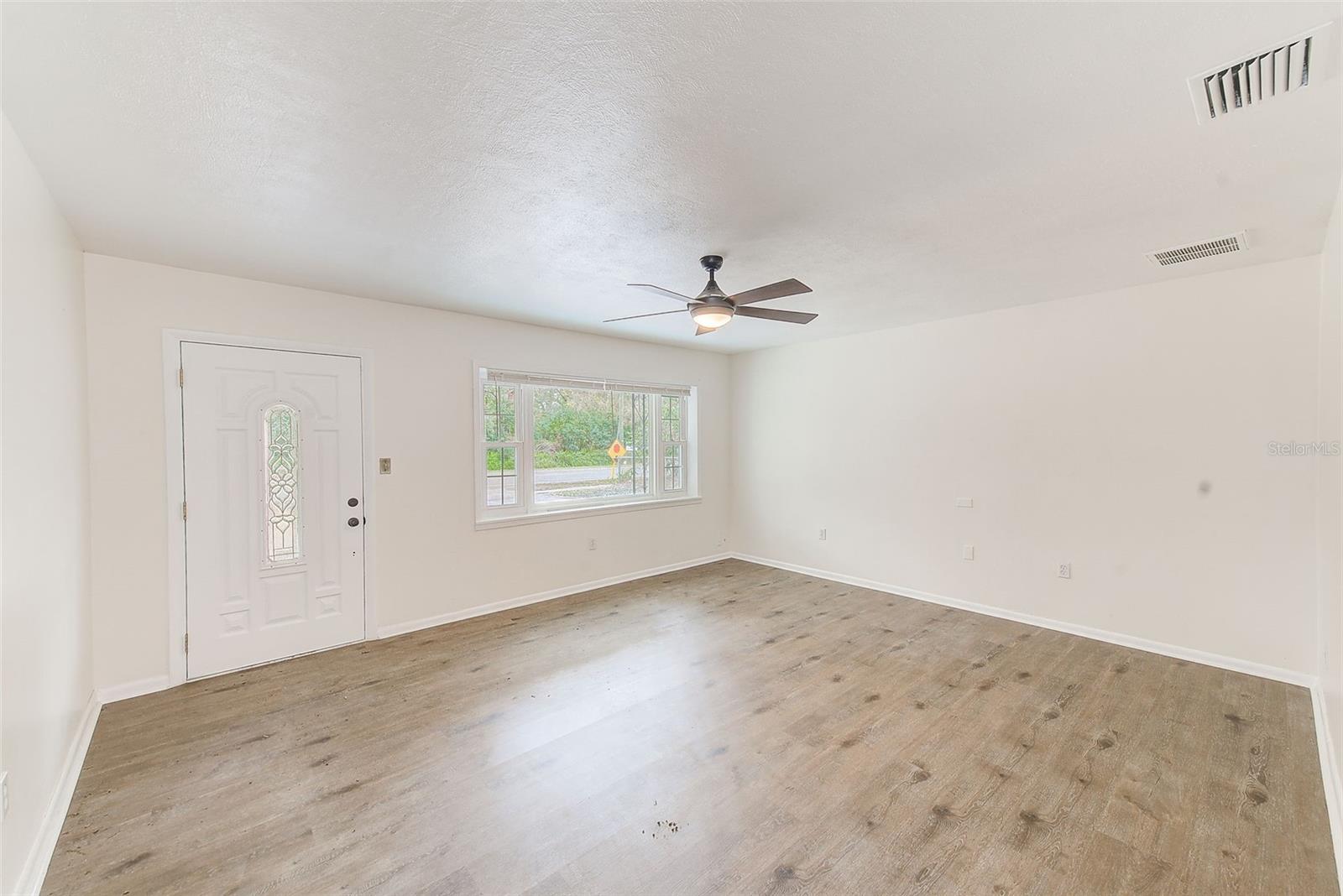9714 SKEWLEE RD, THONOTOSASSA, FL, 33592