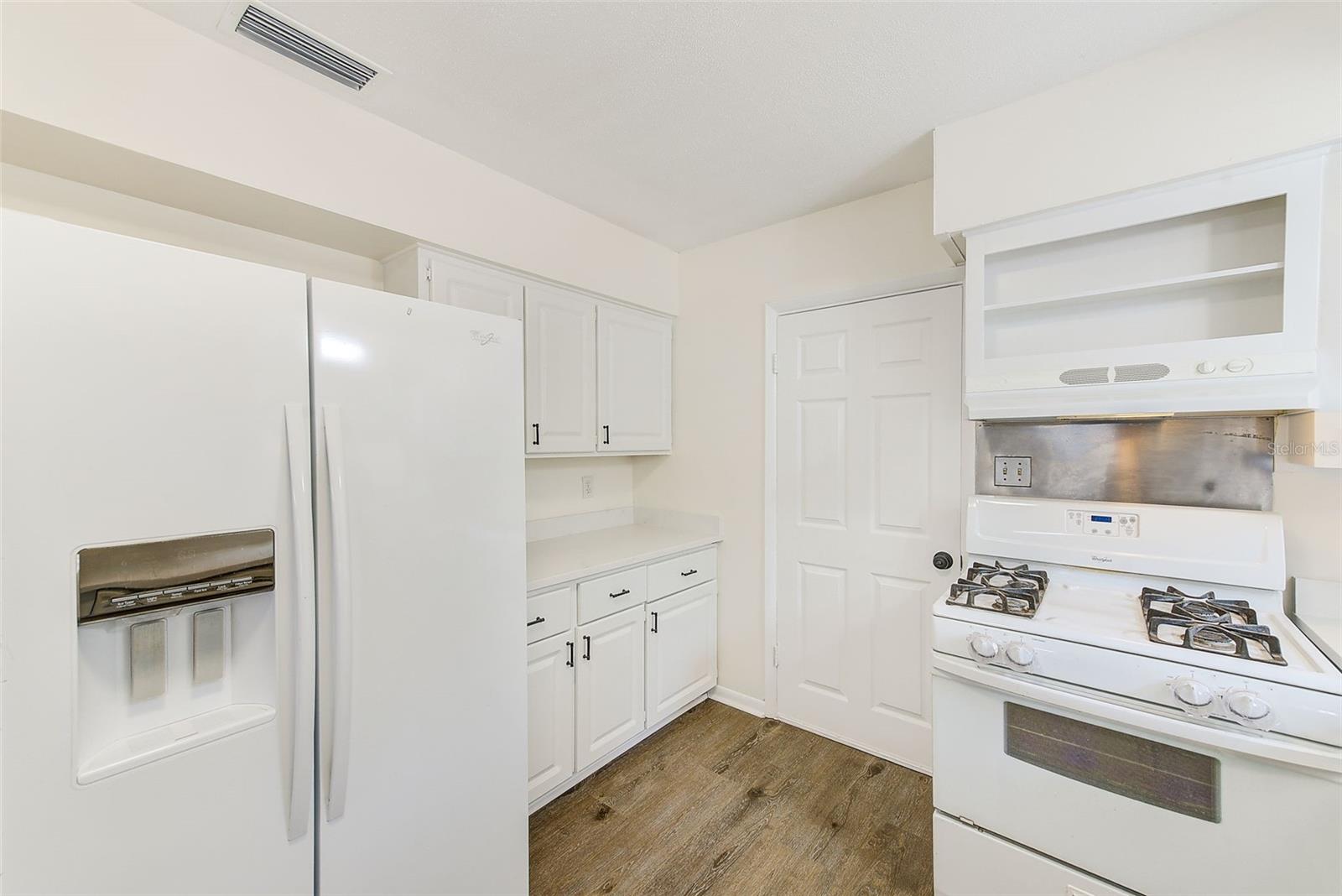 9714 SKEWLEE RD, THONOTOSASSA, FL, 33592