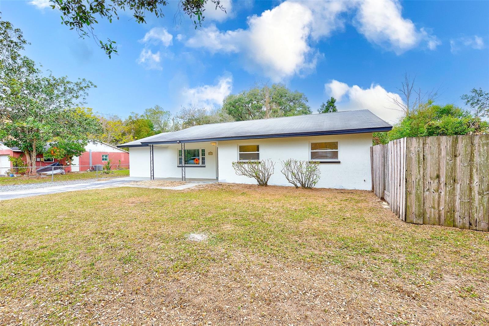 9714 SKEWLEE RD, THONOTOSASSA, FL, 33592