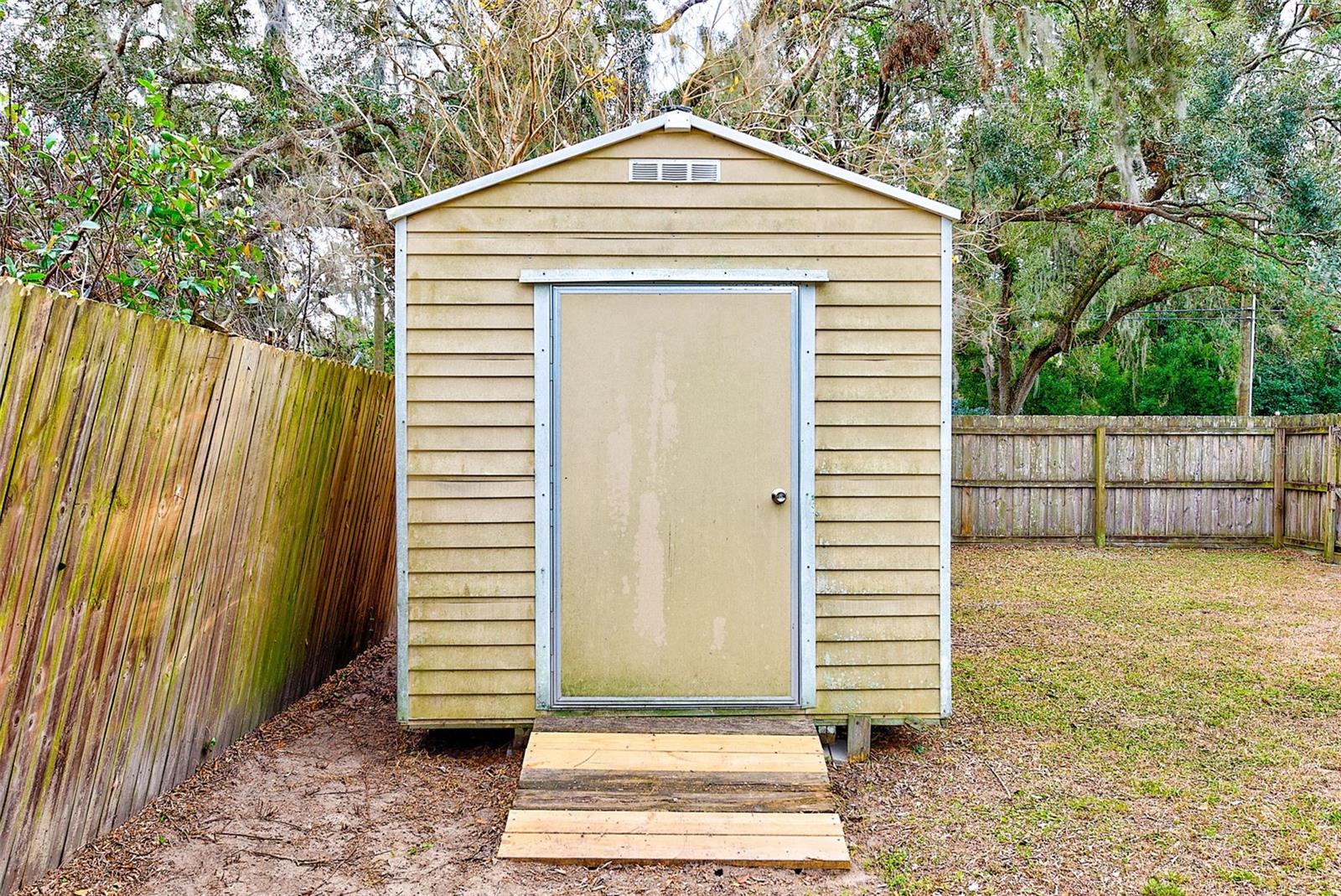 9714 SKEWLEE RD, THONOTOSASSA, FL, 33592