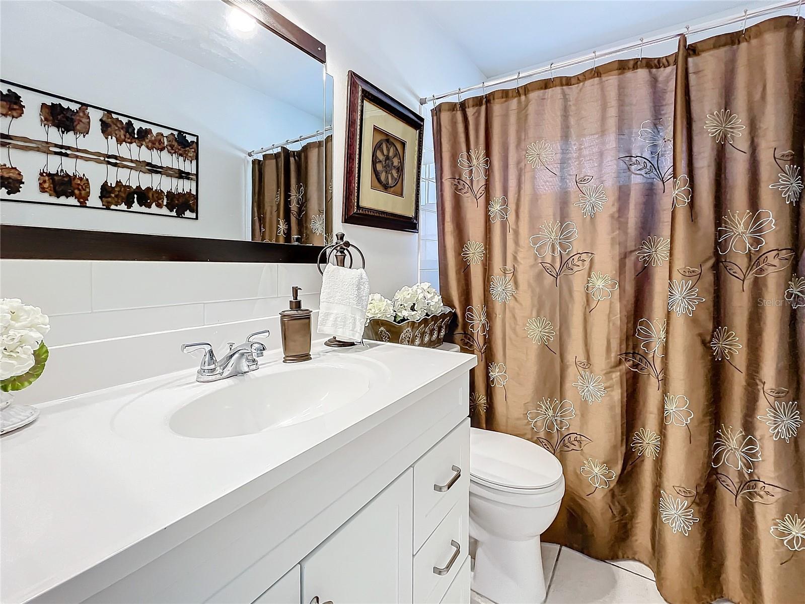 139 SE JEFFERSON CIR N, ST PETERSBURG, FL, 33713