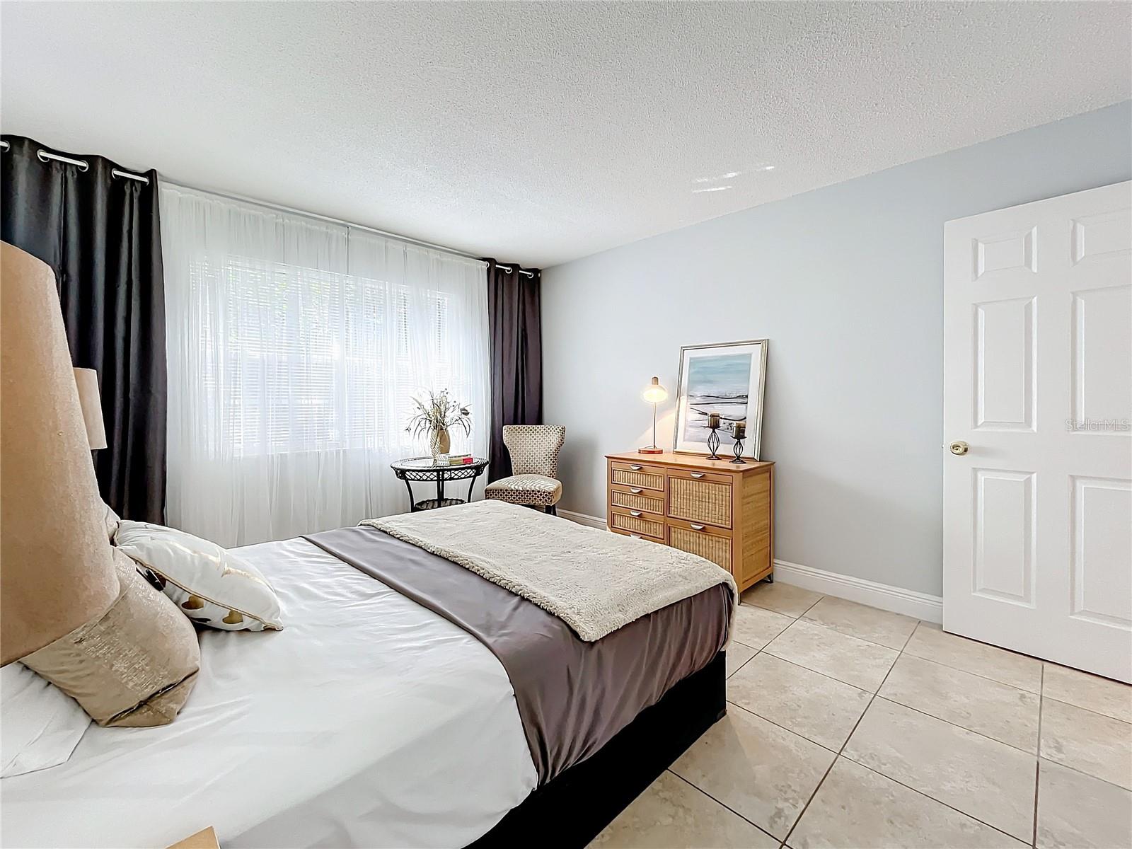 139 SE JEFFERSON CIR N, ST PETERSBURG, FL, 33713